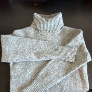 Vintage | Gap Clothing | Gray Turtleneck Knit Sweater | Size S